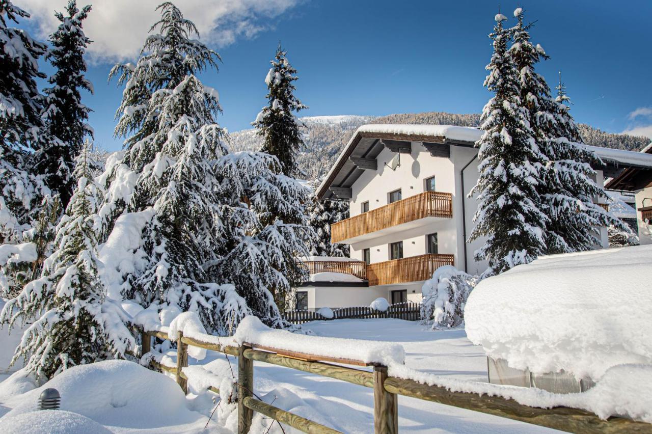 Rmg Roses Apartments Bad Kleinkirchheim Exterior photo